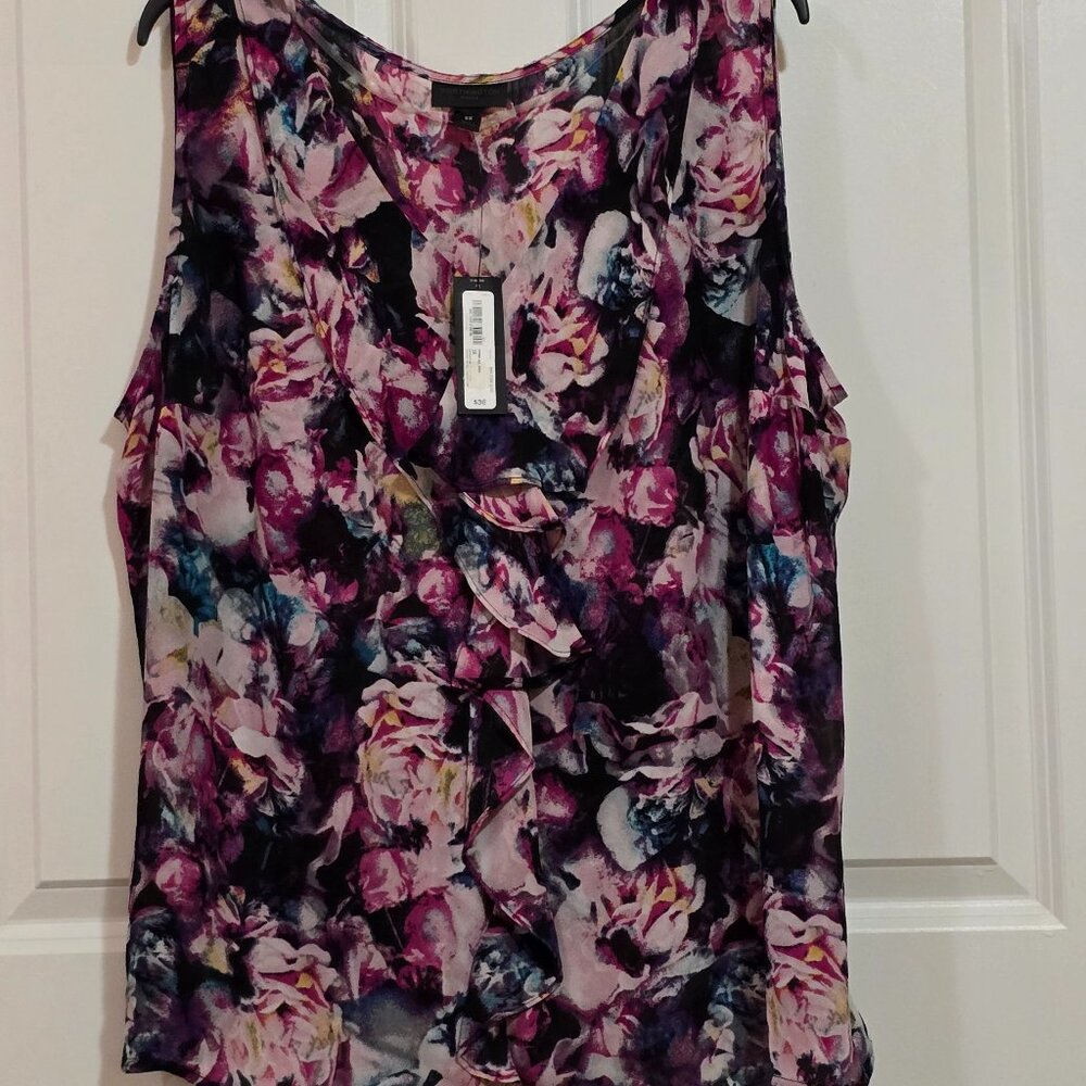 Worthington sleeveless top *Final Markdown*